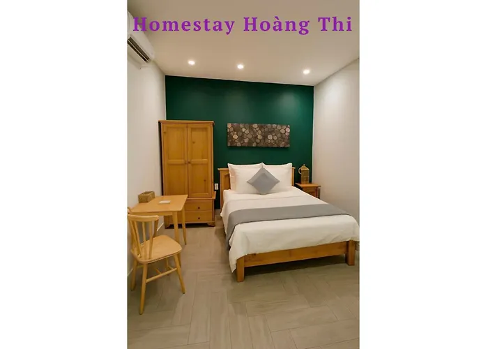 Hoang Thi 3*